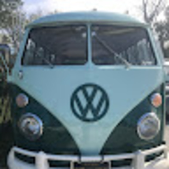 Meet your Posher, Amanda - Picture 1 of 1